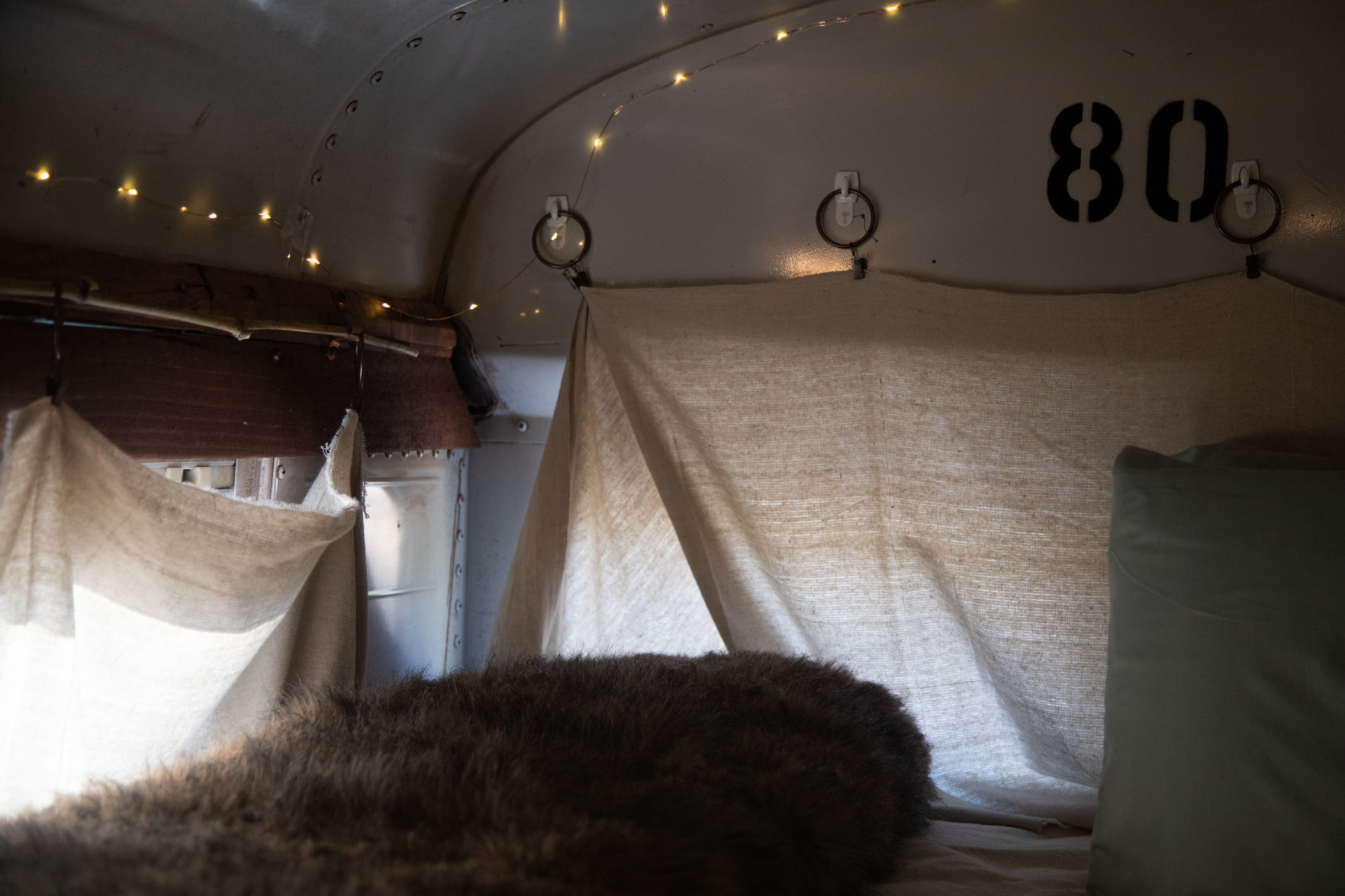 Bus Airbnb 13